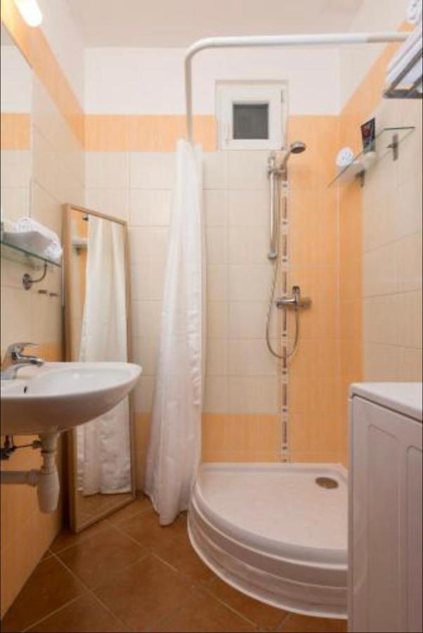 Old Town Apartment Pellicova Brno Buitenkant foto